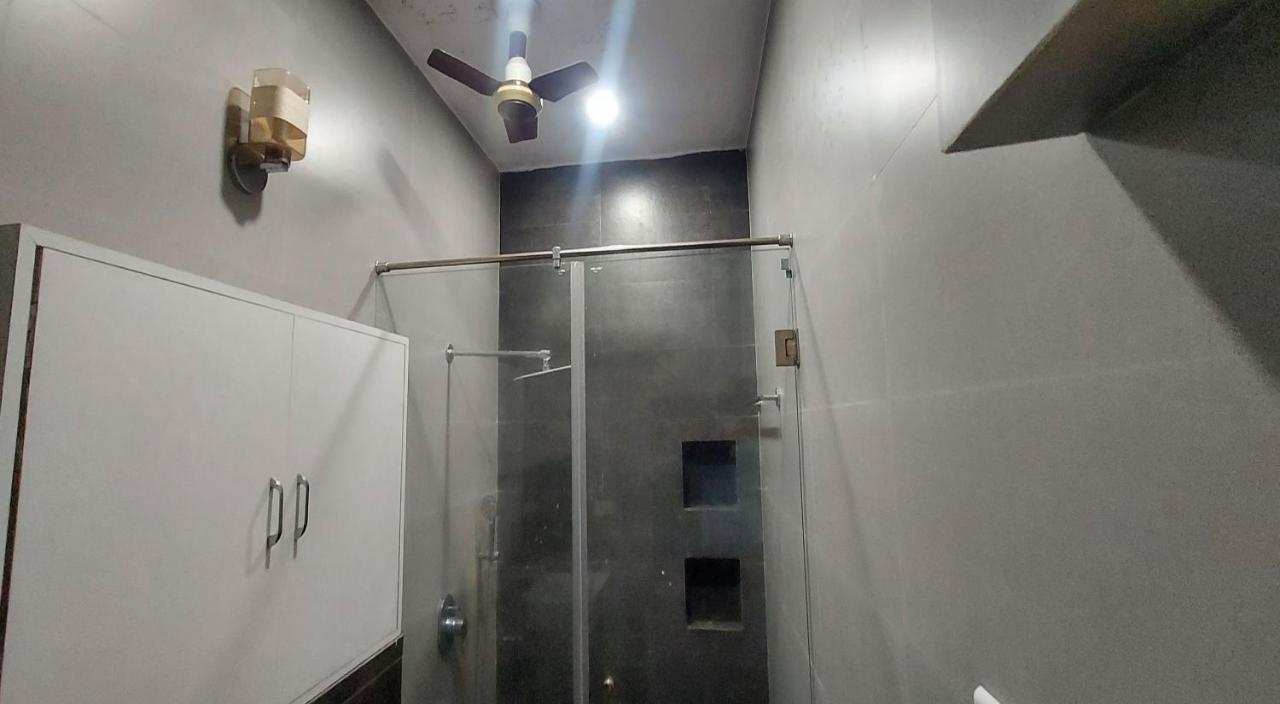 Hotel Natraj Palace Dźajpur Zewnętrze zdjęcie