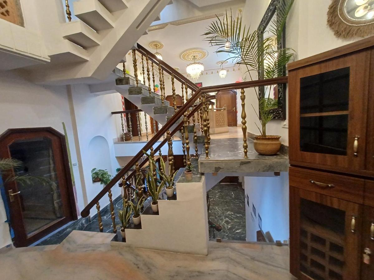 Hotel Natraj Palace Dźajpur Zewnętrze zdjęcie